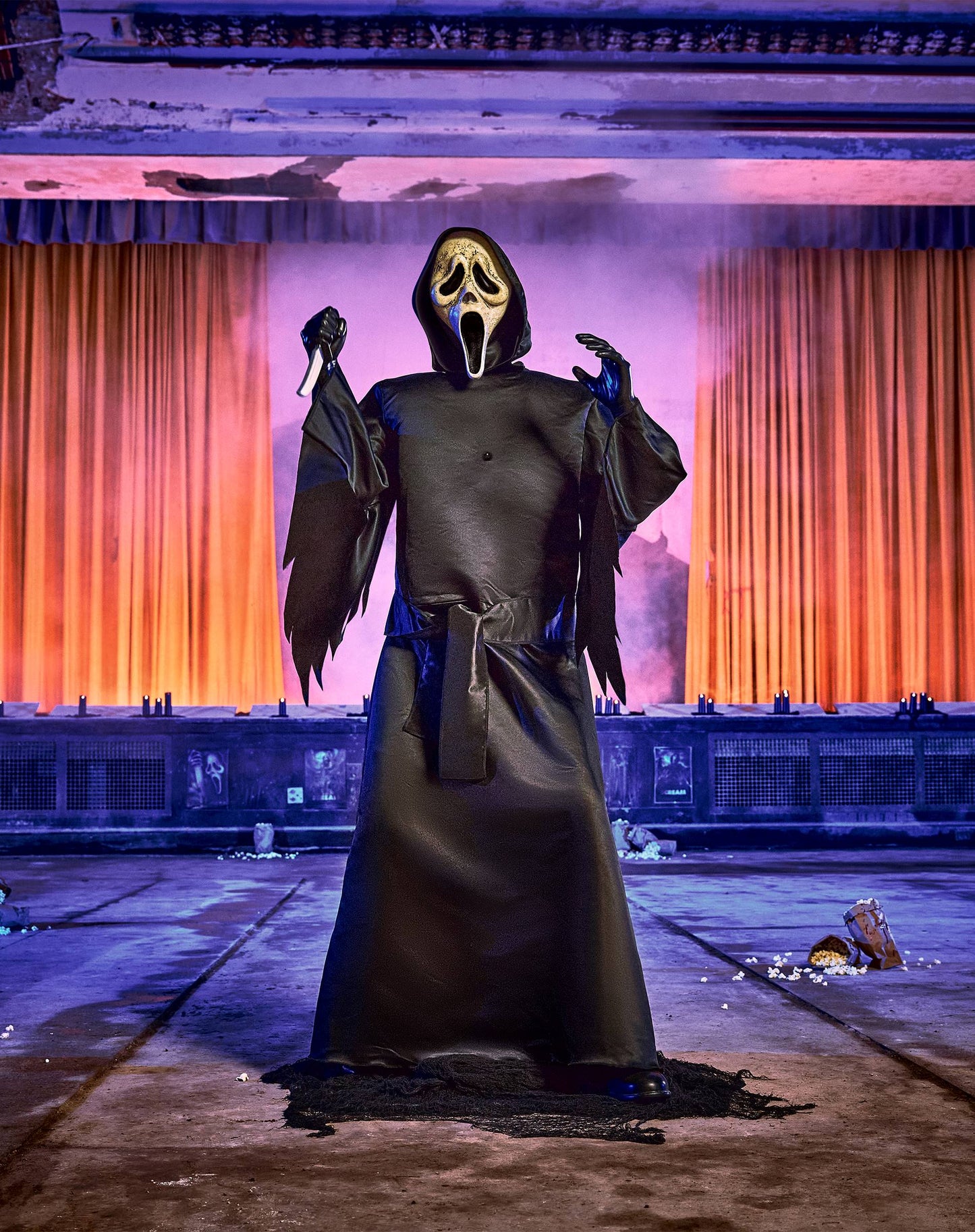 Ghost Face Deluxe Animatronica